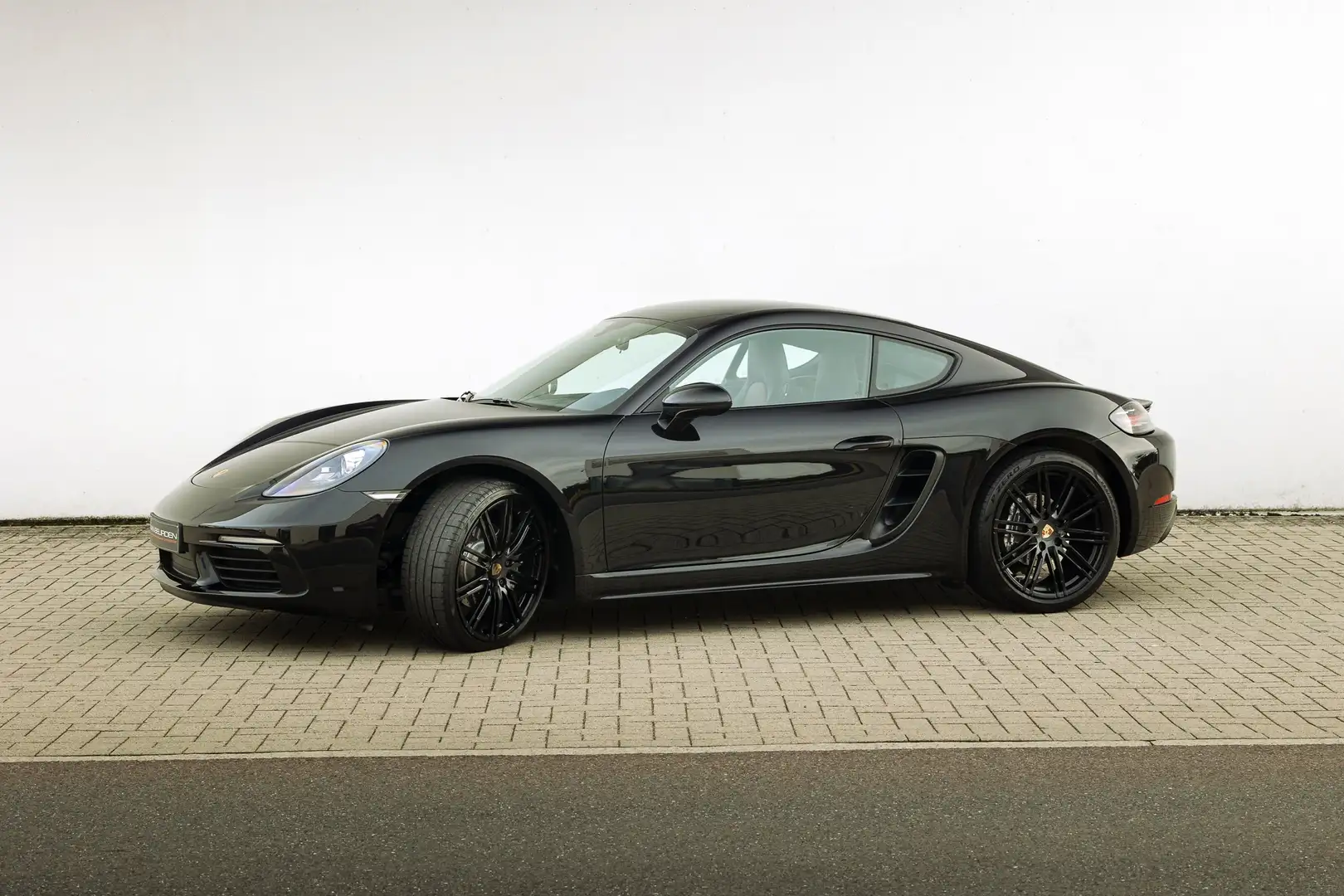 Porsche Cayman 718 Cayman Noir - 2