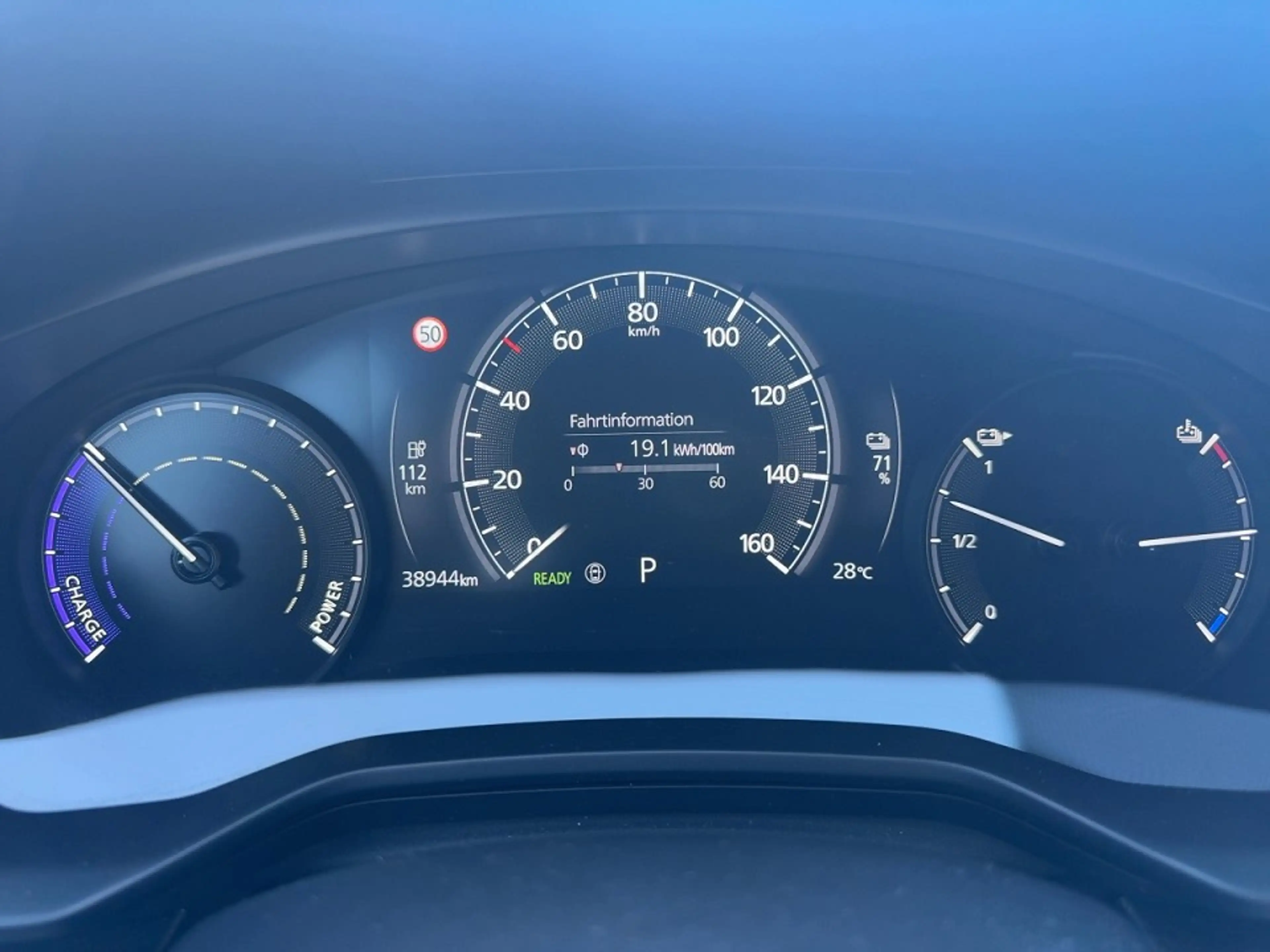 Mazda MX-30 e-SKYACTIV EV ADVANTAGE Modern Confidence — photo 13