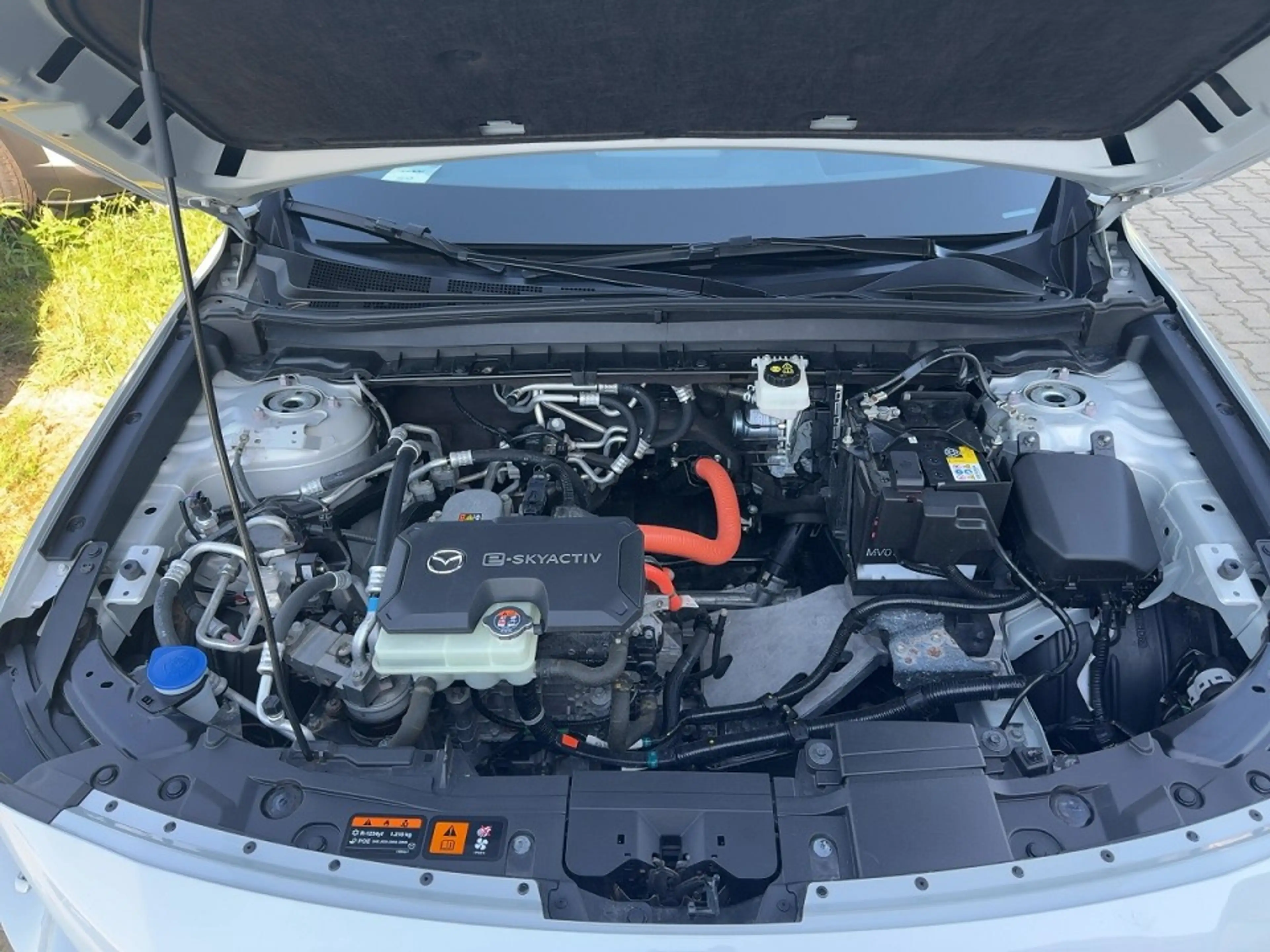 Mazda MX-30 e-SKYACTIV EV ADVANTAGE Modern Confidence — photo 12