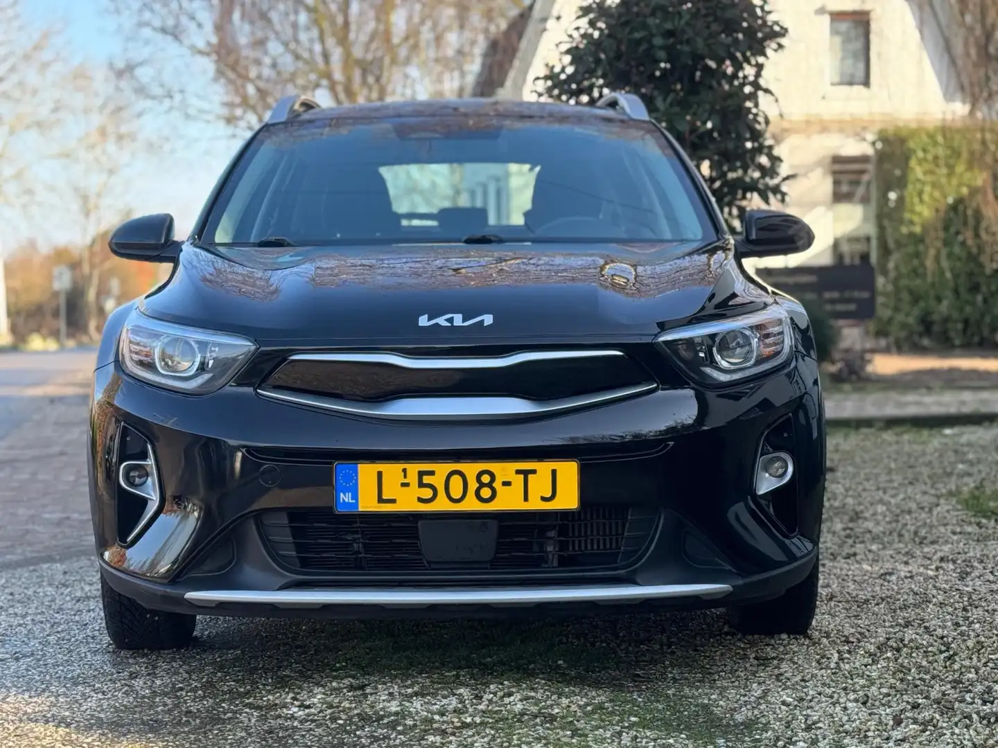 Kia Stonic 1.0 T-GDi MHEV DynamicLine|Hybride|Bluetooth|42DKM Zwart - 2