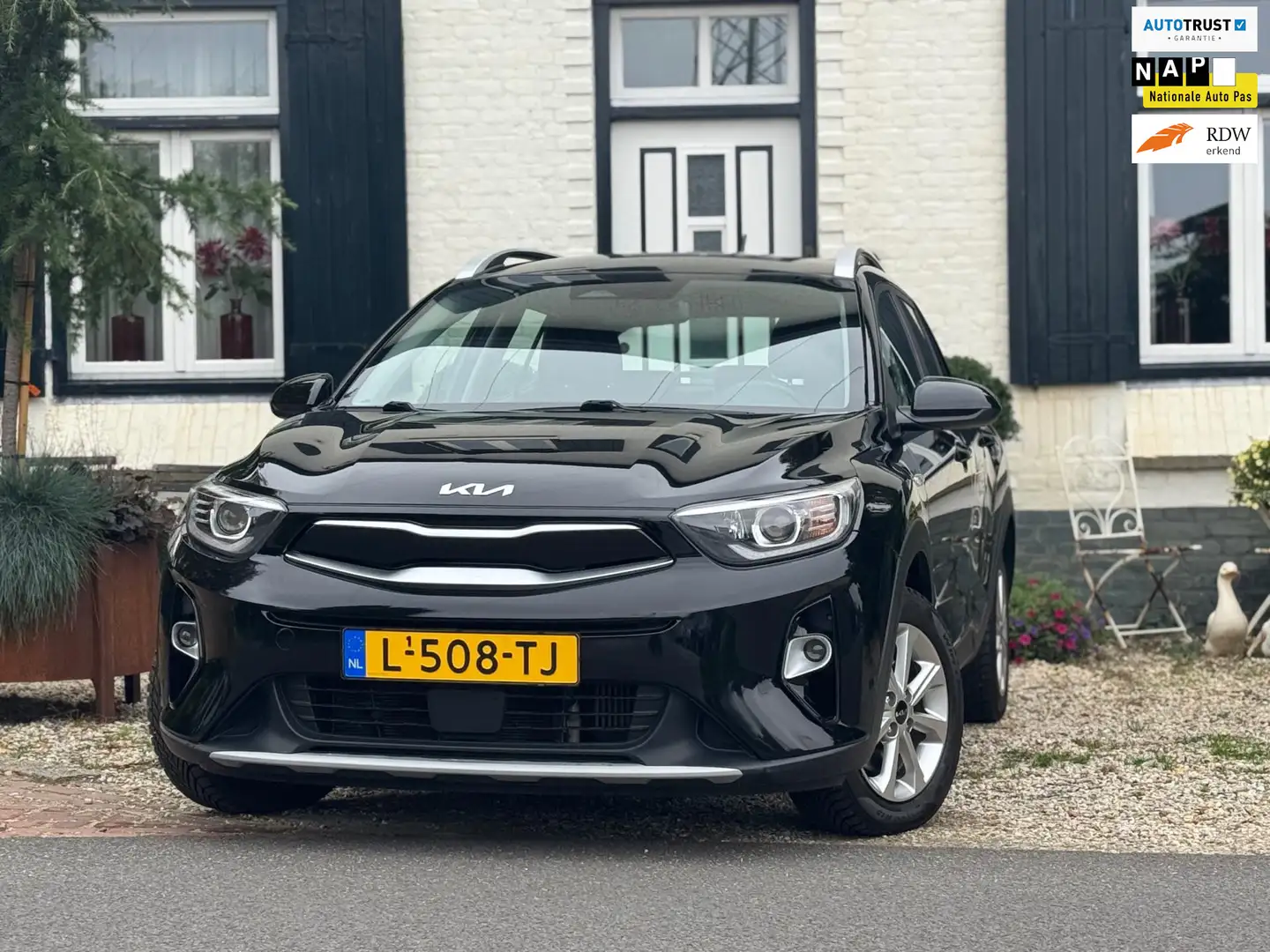 Kia Stonic 1.0 T-GDi MHEV DynamicLine|Hybride|Bluetooth|42DKM Noir - 1