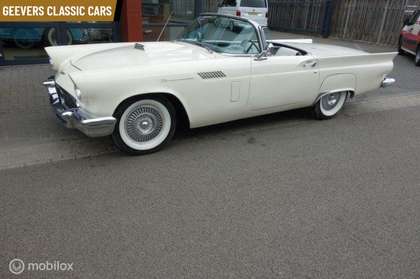 Ford Thunderbird CONVERTIBLE