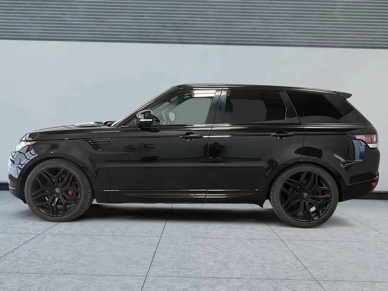 Land Rover Range Rover Sport снимка Land Rover Range Rover Sport