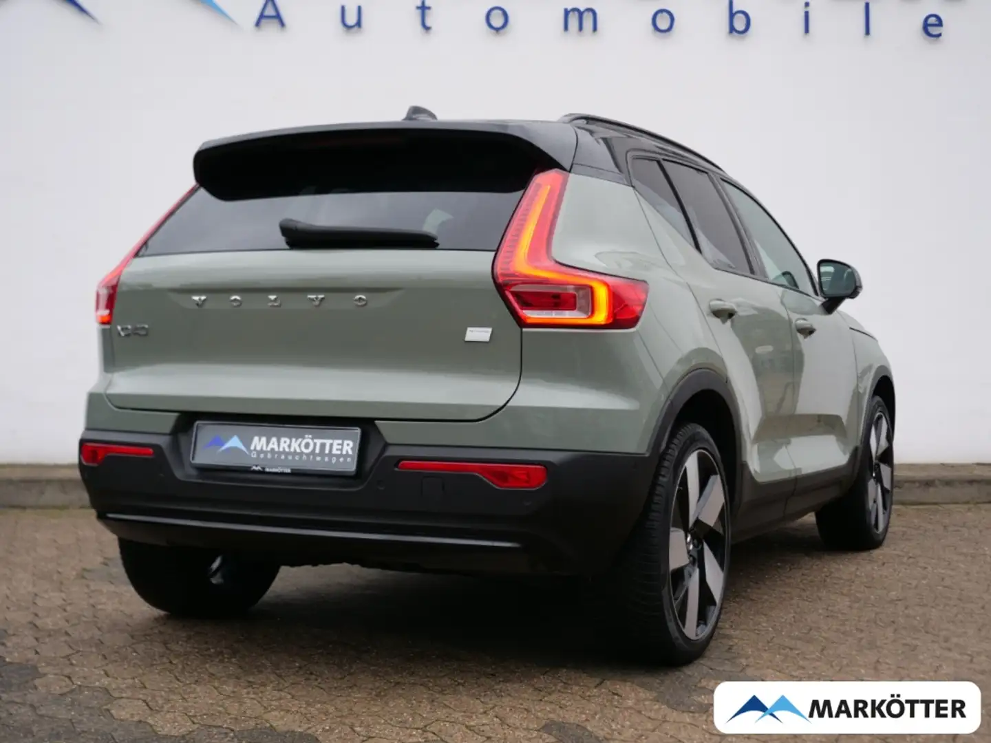 Volvo XC40 Recharge Single Motor STHZ/AHK/Wärmepumpe Grün - 2