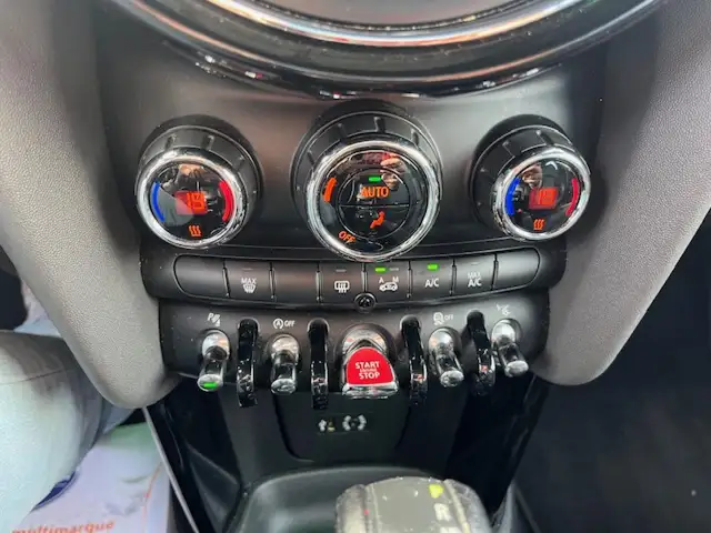 Mini Cooper Cooper view 13