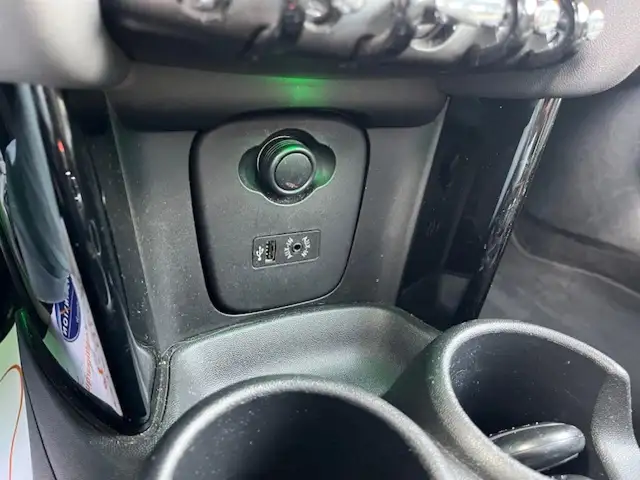 Mini Cooper Cooper view 14
