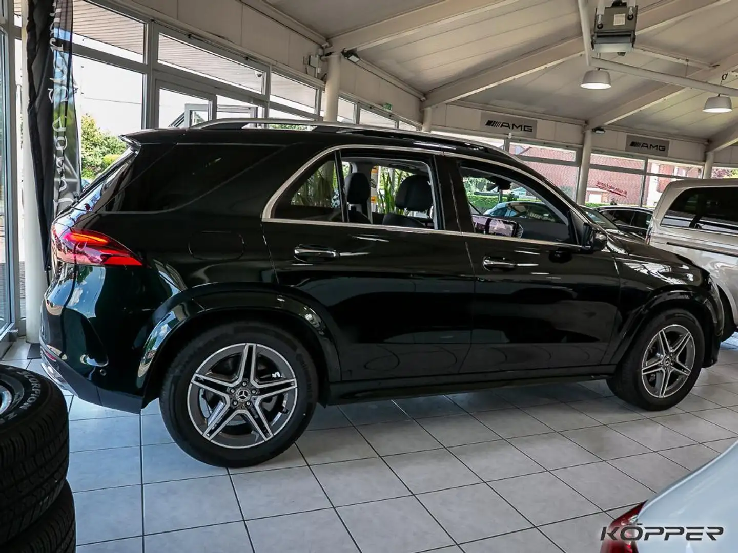 Mercedes-Benz GLE 580 4MATIC AMG Premium PLUS Airmatic Pano. Groen - 2