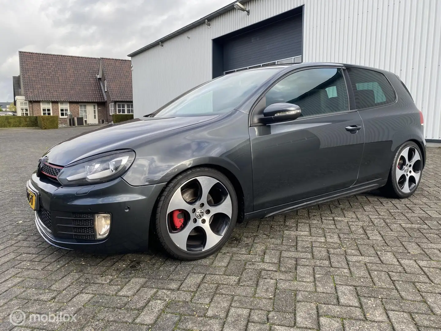 Volkswagen Golf GTI 2.0 Schwarz - 1