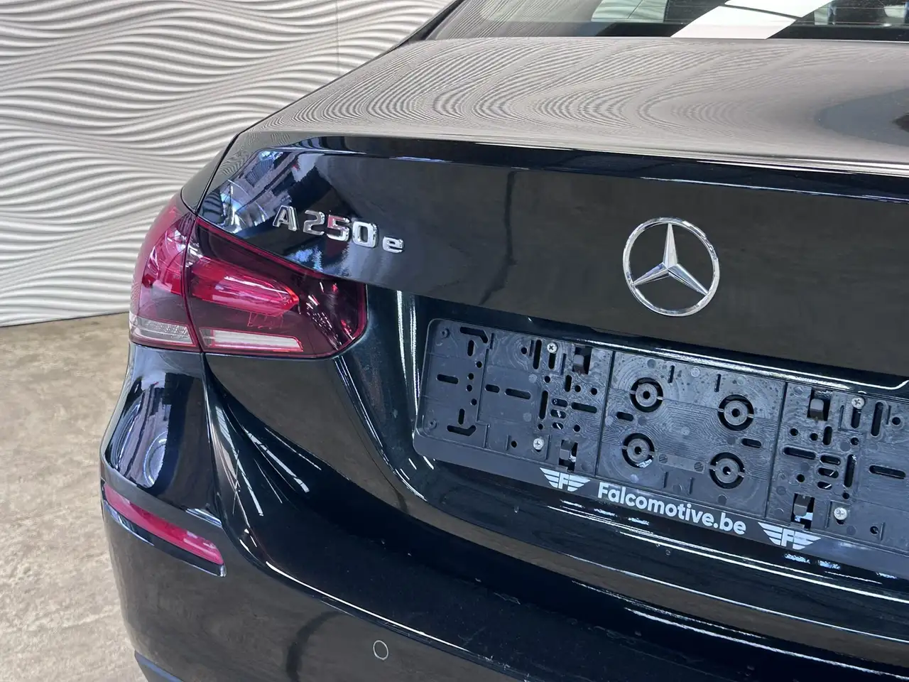 Mercedes-Benz A-Class 250e*PHEV*CARPLAY*CAMERA*DAB-RADIO*LAGE BIV!*, миниатюра 14