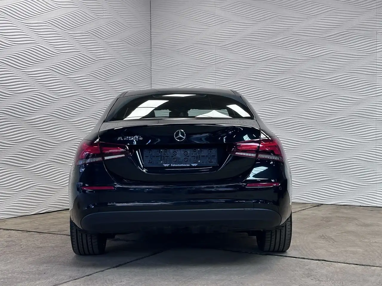 Mercedes-Benz A-Class 250e*PHEV*CARPLAY*CAMERA*DAB-RADIO*LAGE BIV!*, миниатюра 9