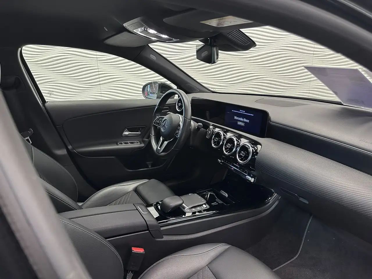 Mercedes-Benz A-Class 250e*PHEV*CARPLAY*CAMERA*DAB-RADIO*LAGE BIV!*, миниатюра 19