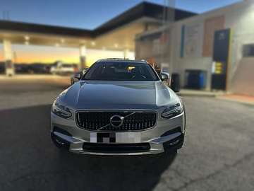 2.0 D4 AWD Auto