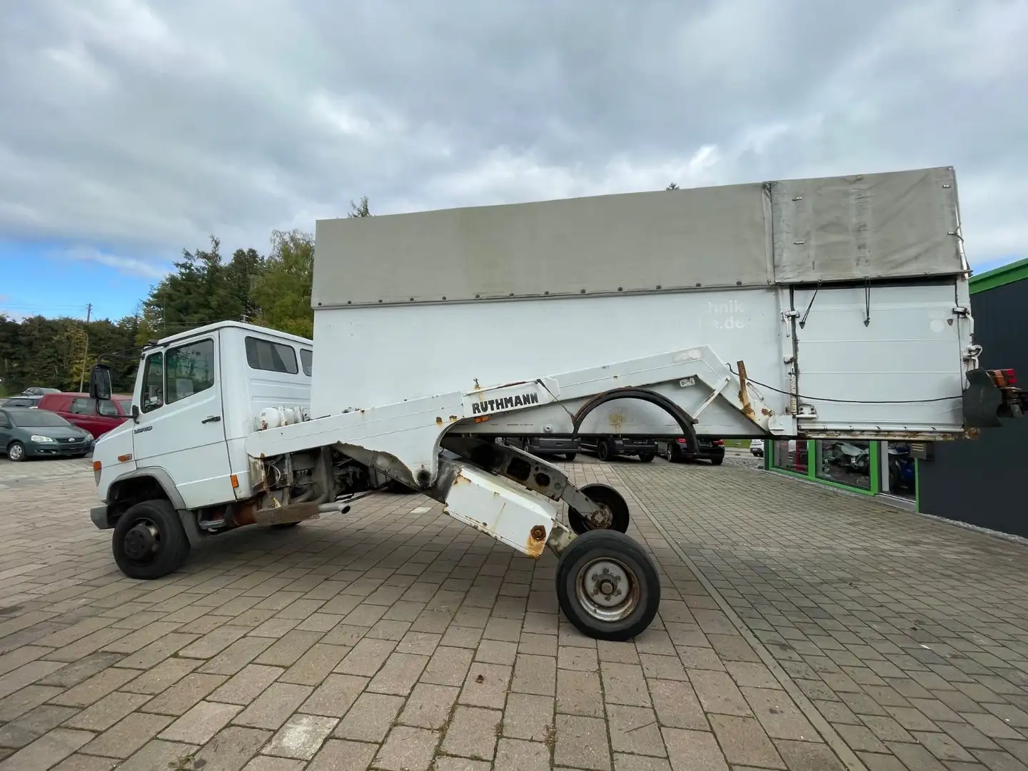 Mercedes-Benz 810 D Ruthmann * 1. Hand Blanc - 2