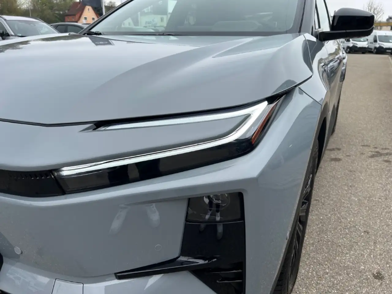 Toyota C-HR C-HR+ Lounge 4x4 Allrad 165kw 7