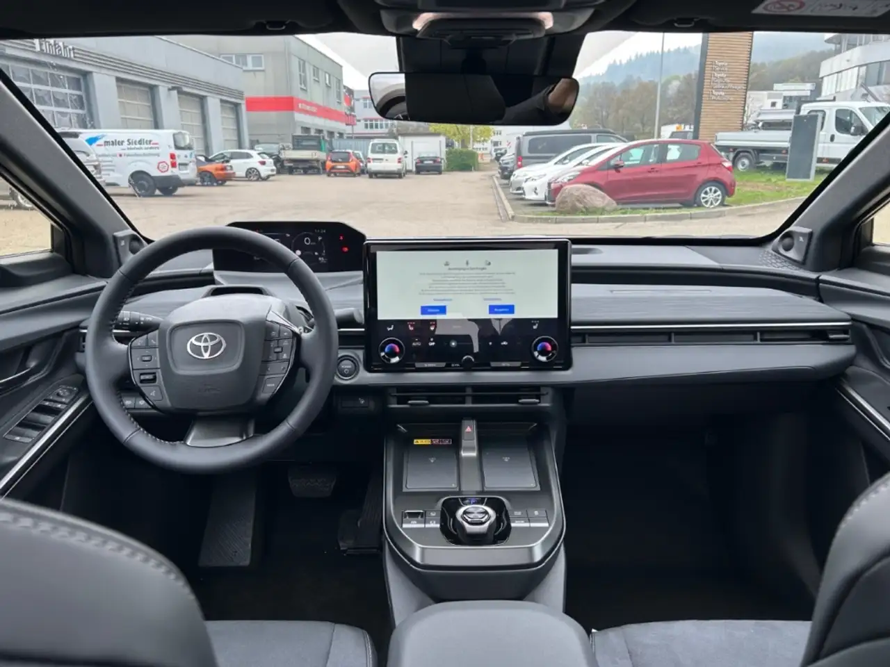 Toyota C-HR C-HR+ Lounge 4x4 Allrad 165kw 14