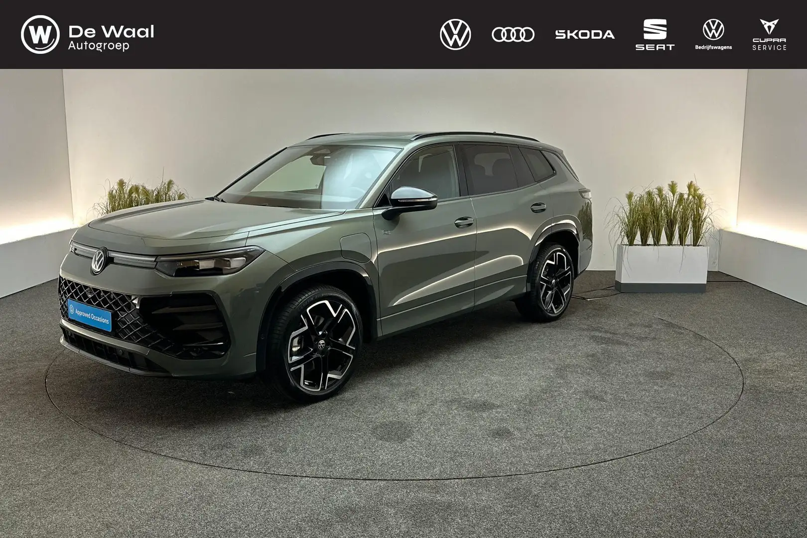 Volkswagen Tayron 1.5 272pk DSG eHybrid R-Line Edition | Panoramadak Groen - 1