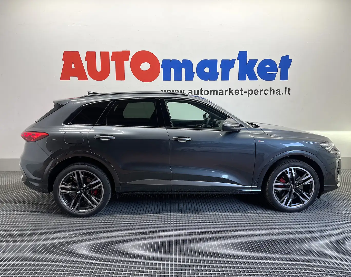 Audi Q5 2.0 tdi mhev S-line edition quattro 204cv s-tronic Grigio - 1