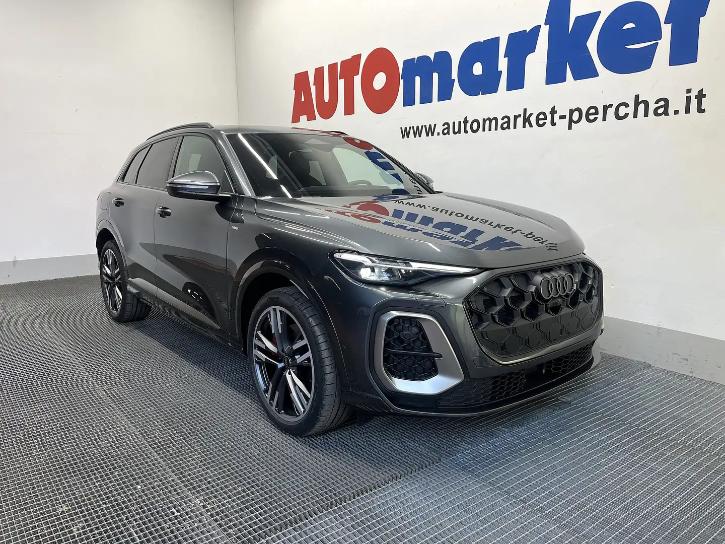 Audi Q5 2.0 tdi mhev S line edition quattro 204cv s-tronic Grau - 2