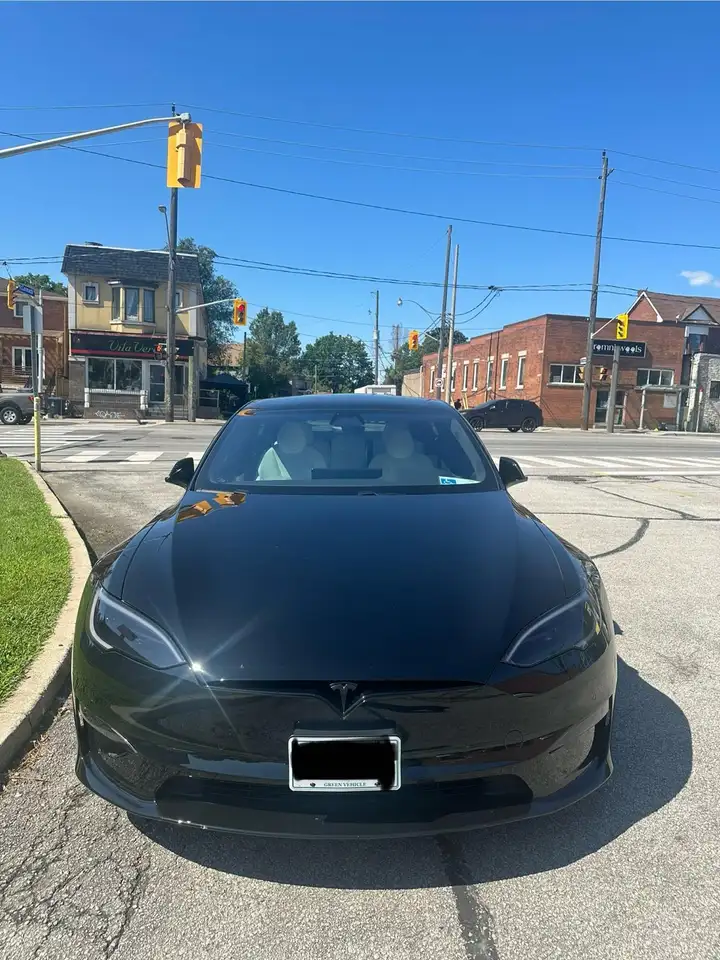 Tesla Model S photo Tesla Model S