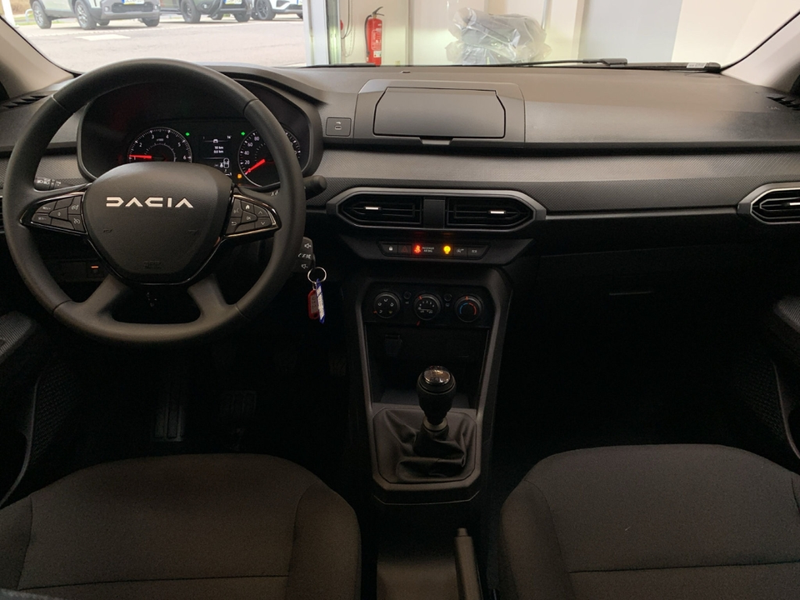 Dacia Sandero ESSENTIAL TCe 90 Essential LED+PDC+DAB+ISOFIX+BT+ — photo 14