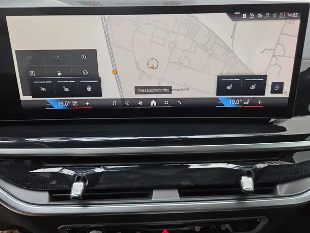 BMW X5 view 12