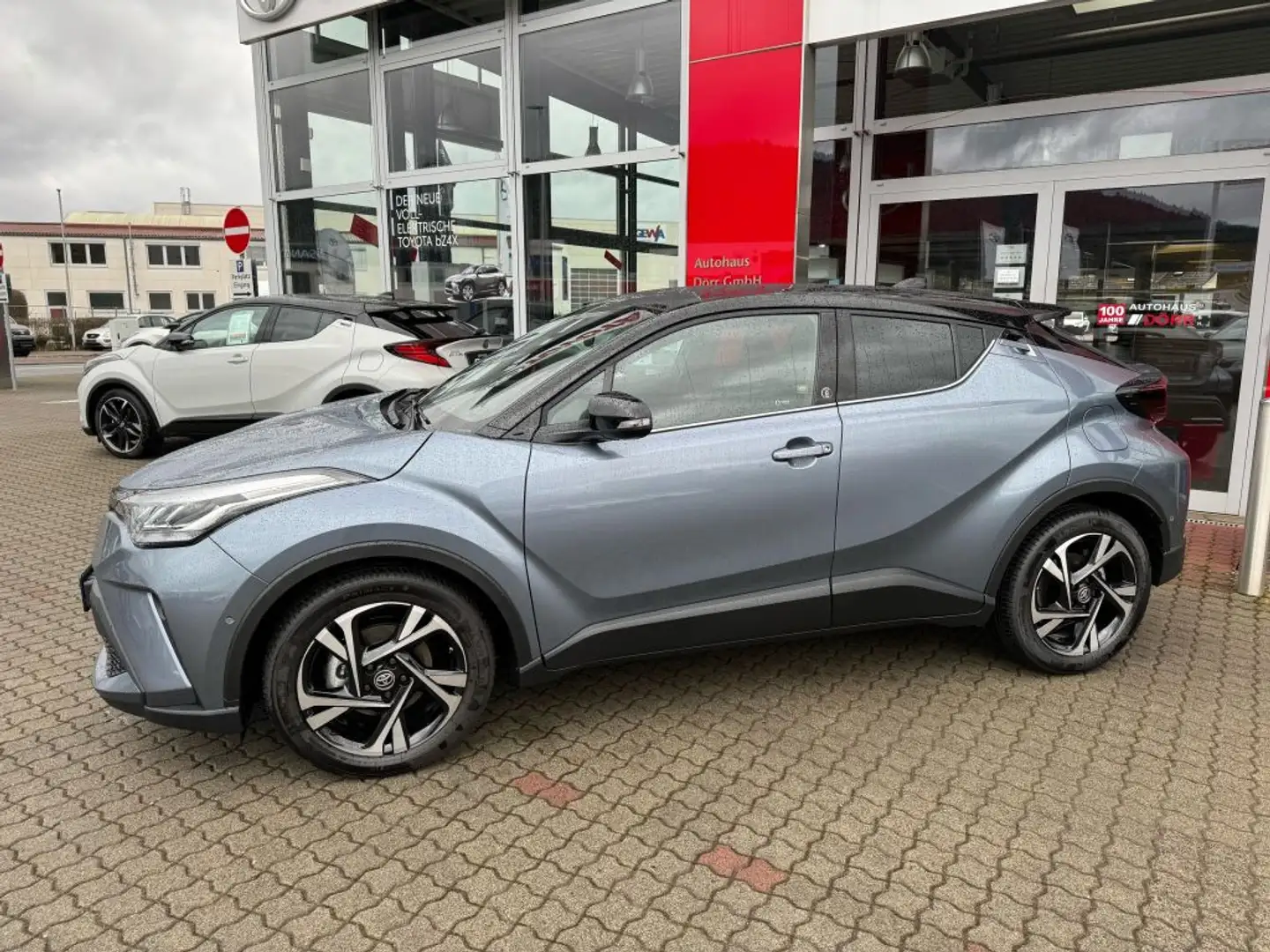 Toyota C-HR 2.0 Hybrid Team Deutschland Bi-Color* Blau - 2
