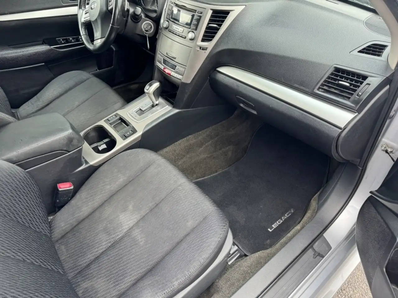 Subaru Legacy photo Subaru Legacy