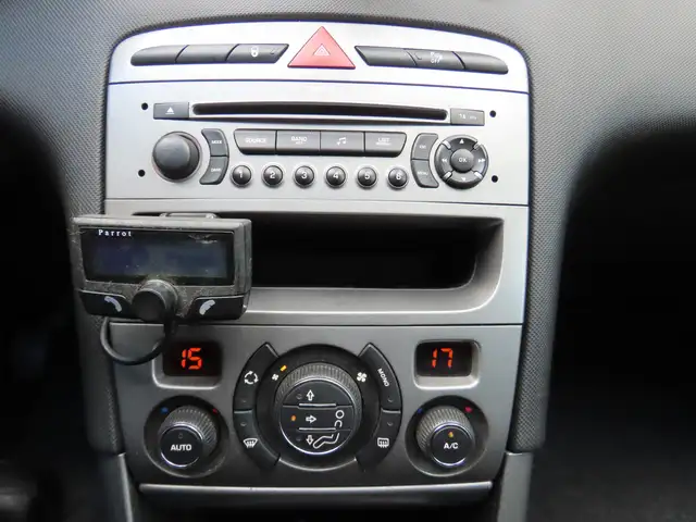Peugeot 308 view 12