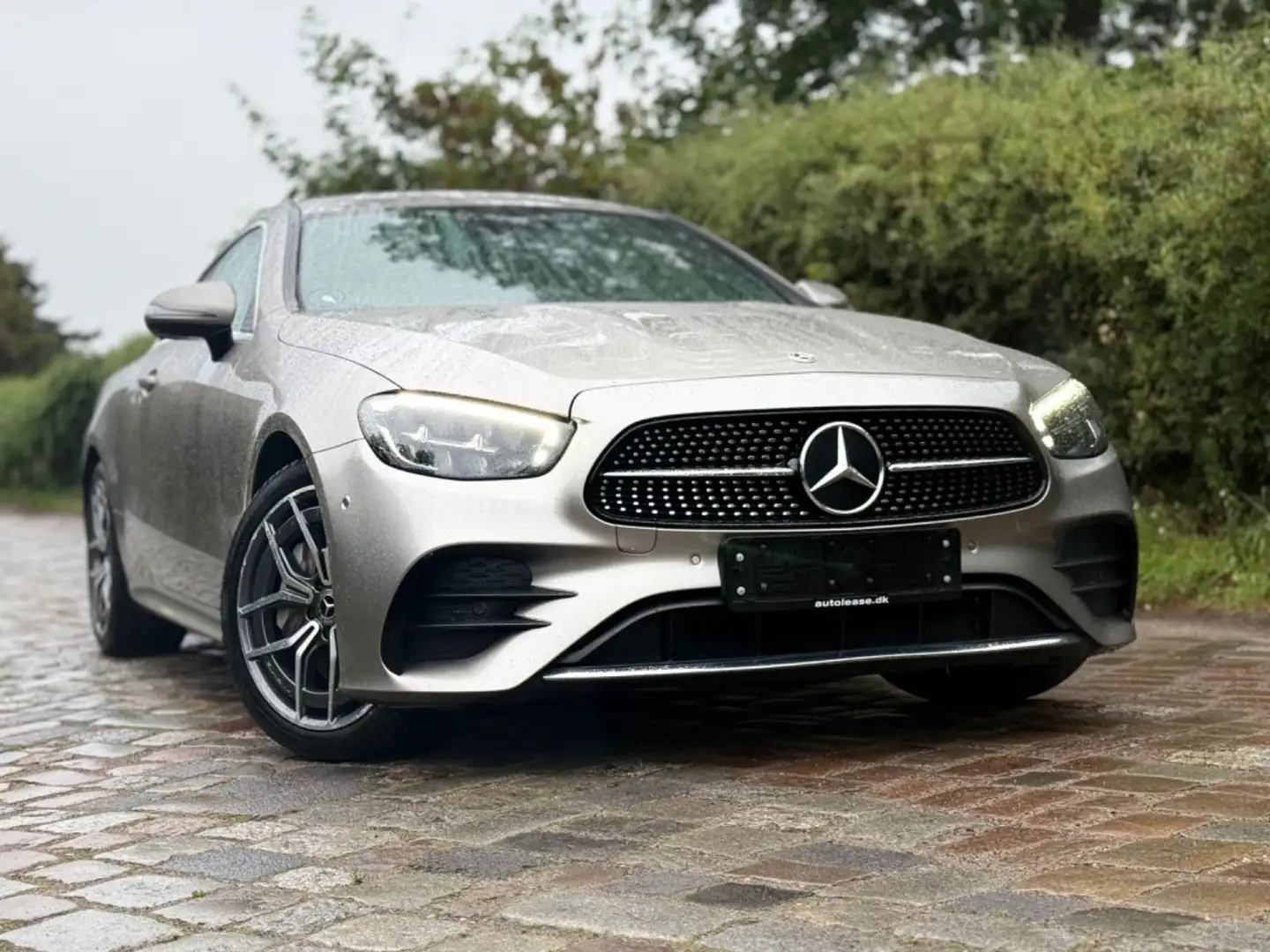 Mercedes-Benz E 450 E -Klasse E 450 4Matic*1ERH&LEDER&AMG* Silber - 1