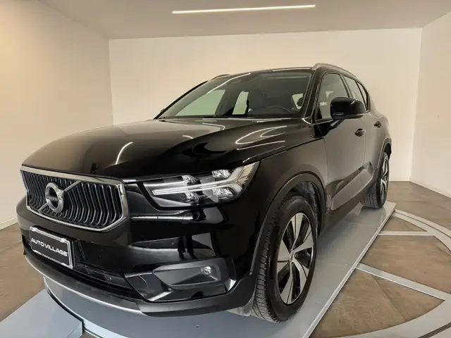Volvo XC40 XC40 2.0 b4 Momentum awd auto my21