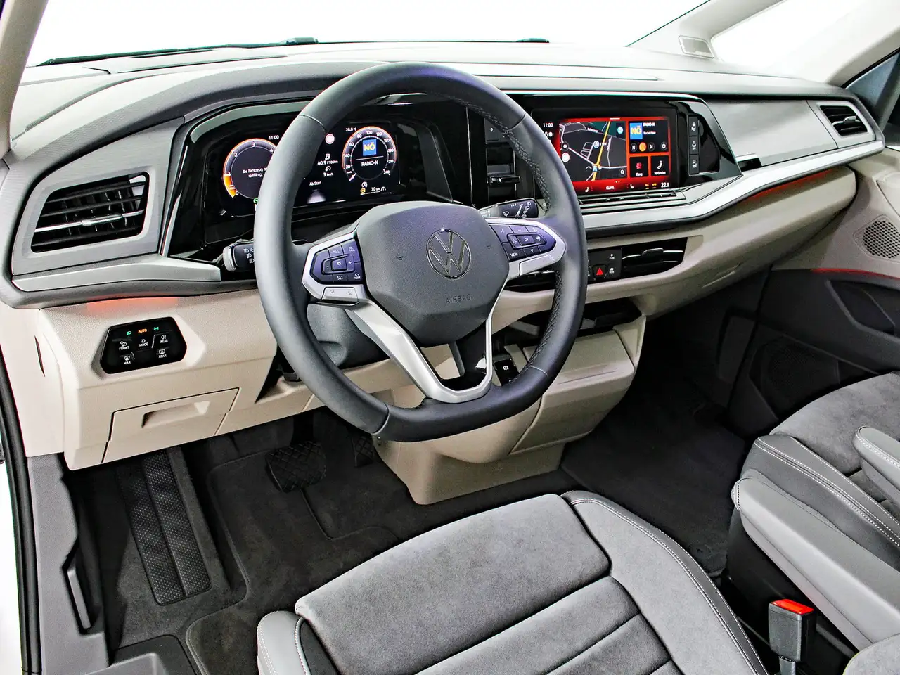 Volkswagen T7 Multivan VW T7 Multivan Edition TDI, миниатюра 4