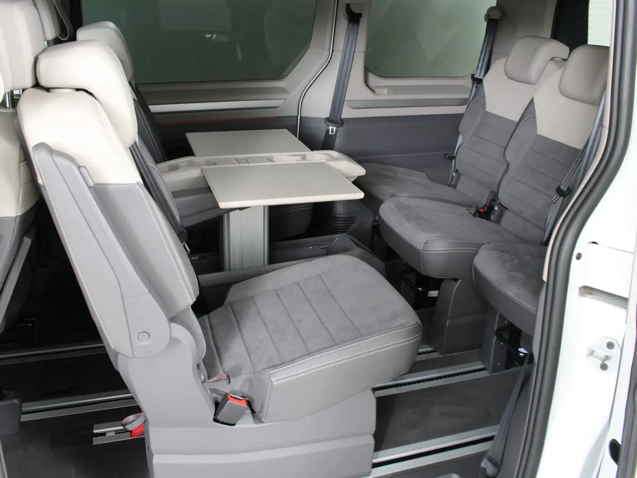 Volkswagen T7 Multivan VW T7 Multivan Edition TDI, миниатюра 6