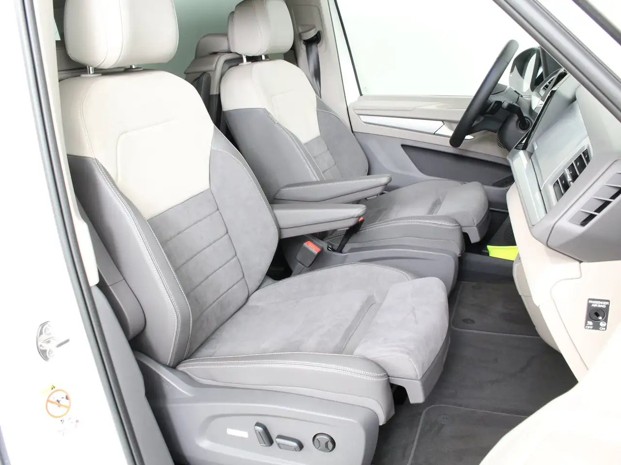 Volkswagen T7 Multivan VW T7 Multivan Edition TDI, миниатюра 10