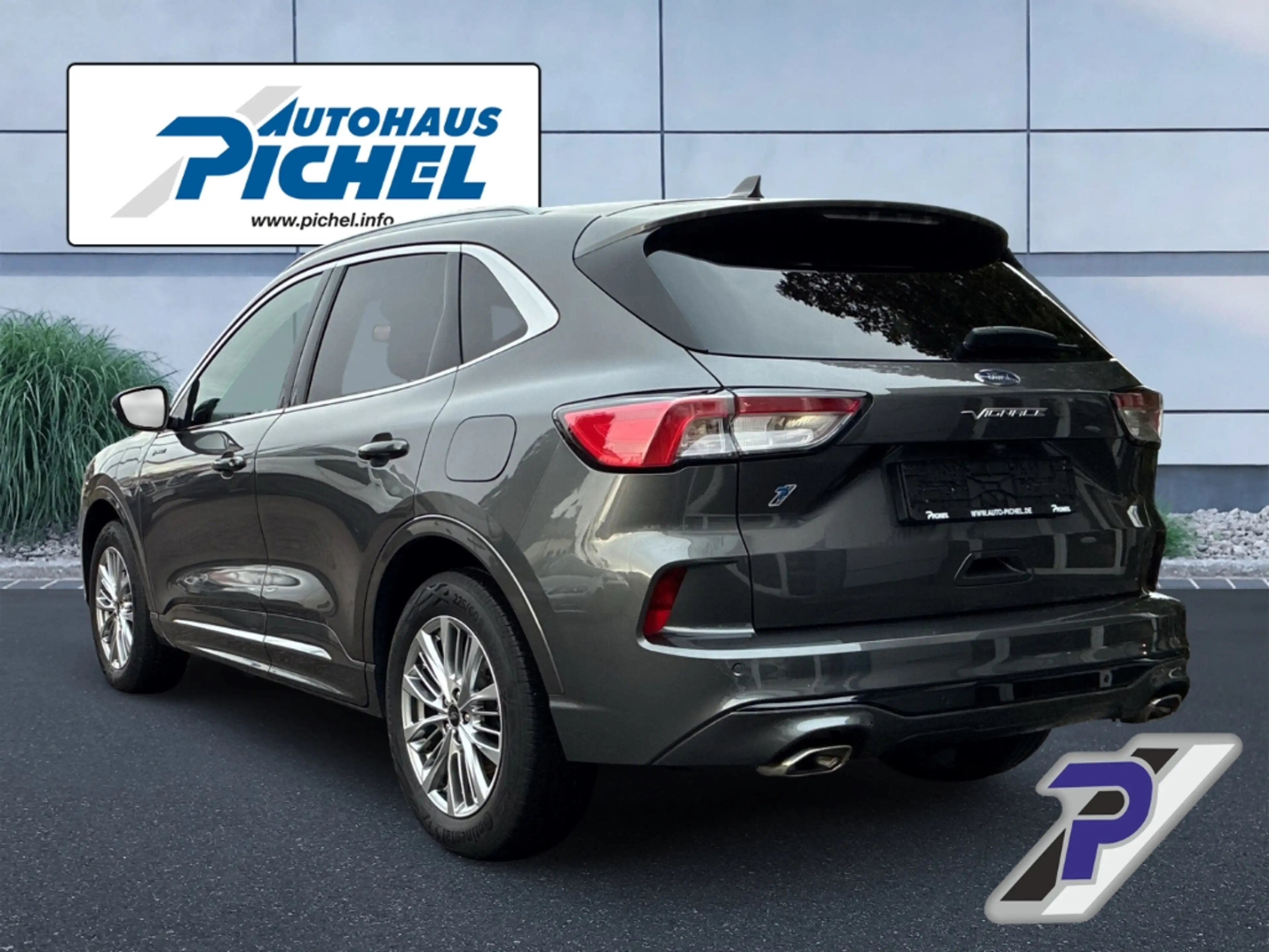 Ford Kuga PHEV Vignale AKTIONSFAHRZEUG AHK+LED+TOP-ZUSTAND — photo 4