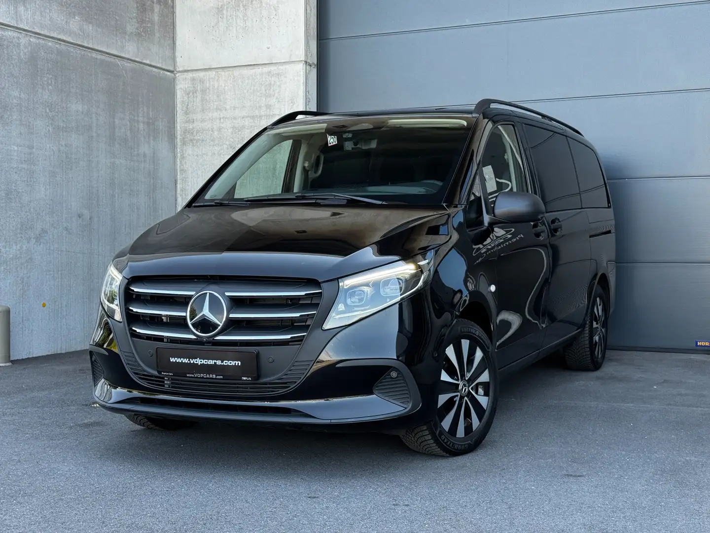 Mercedes-Benz Vito 116 NEW TOURER MULTIBEAM TREKH 360CAMERA DISTRONIC Zwart - 2