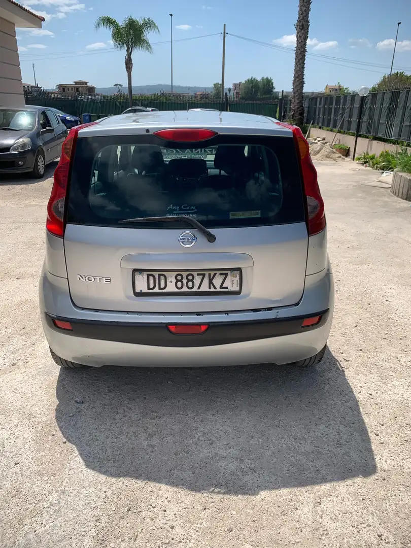Nissan Note 1.4 16v Visia - 2