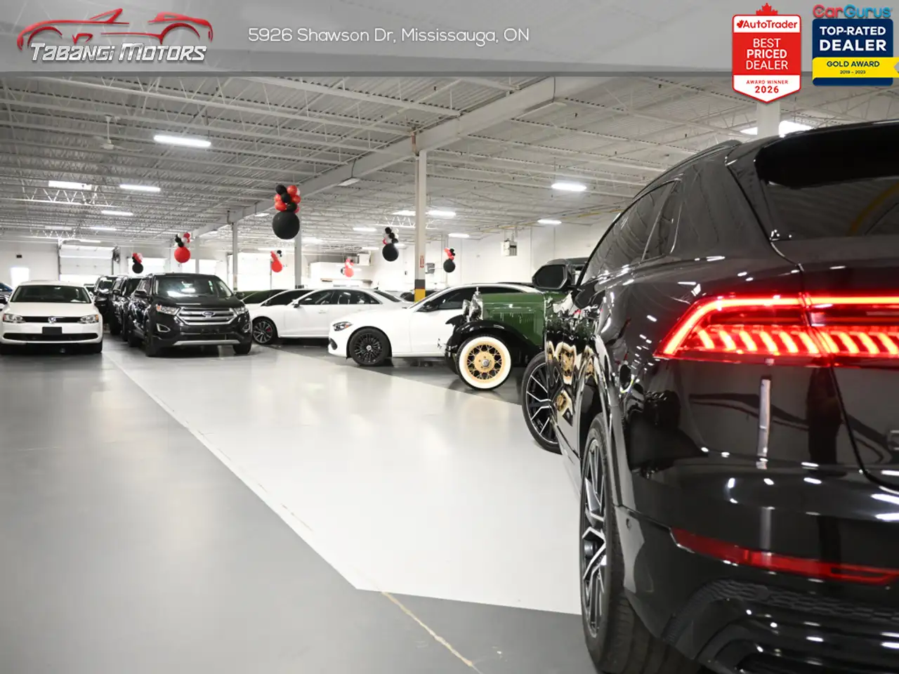 Audi Q8 снимка Audi Q8
