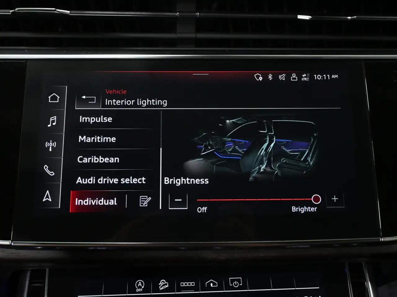 Audi Q8 снимка Audi Q8