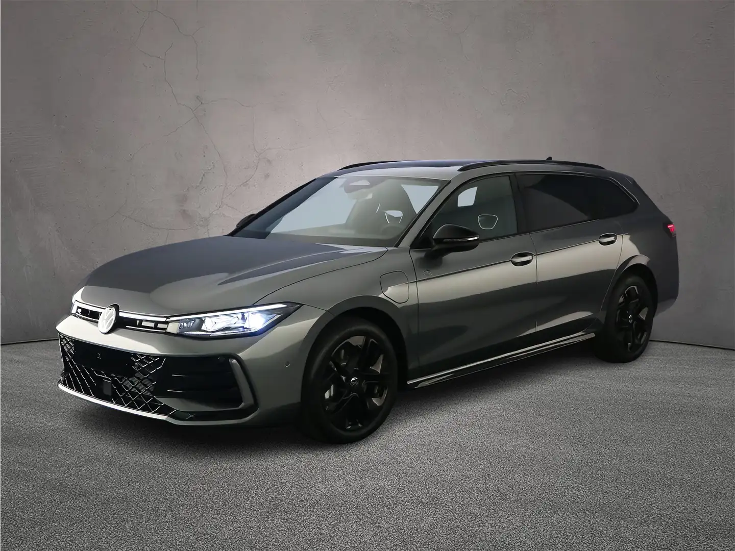 Volkswagen Passat Variant 1.5 eHybrid 204pk R-Line Edition - eHybrid Grijs - 2