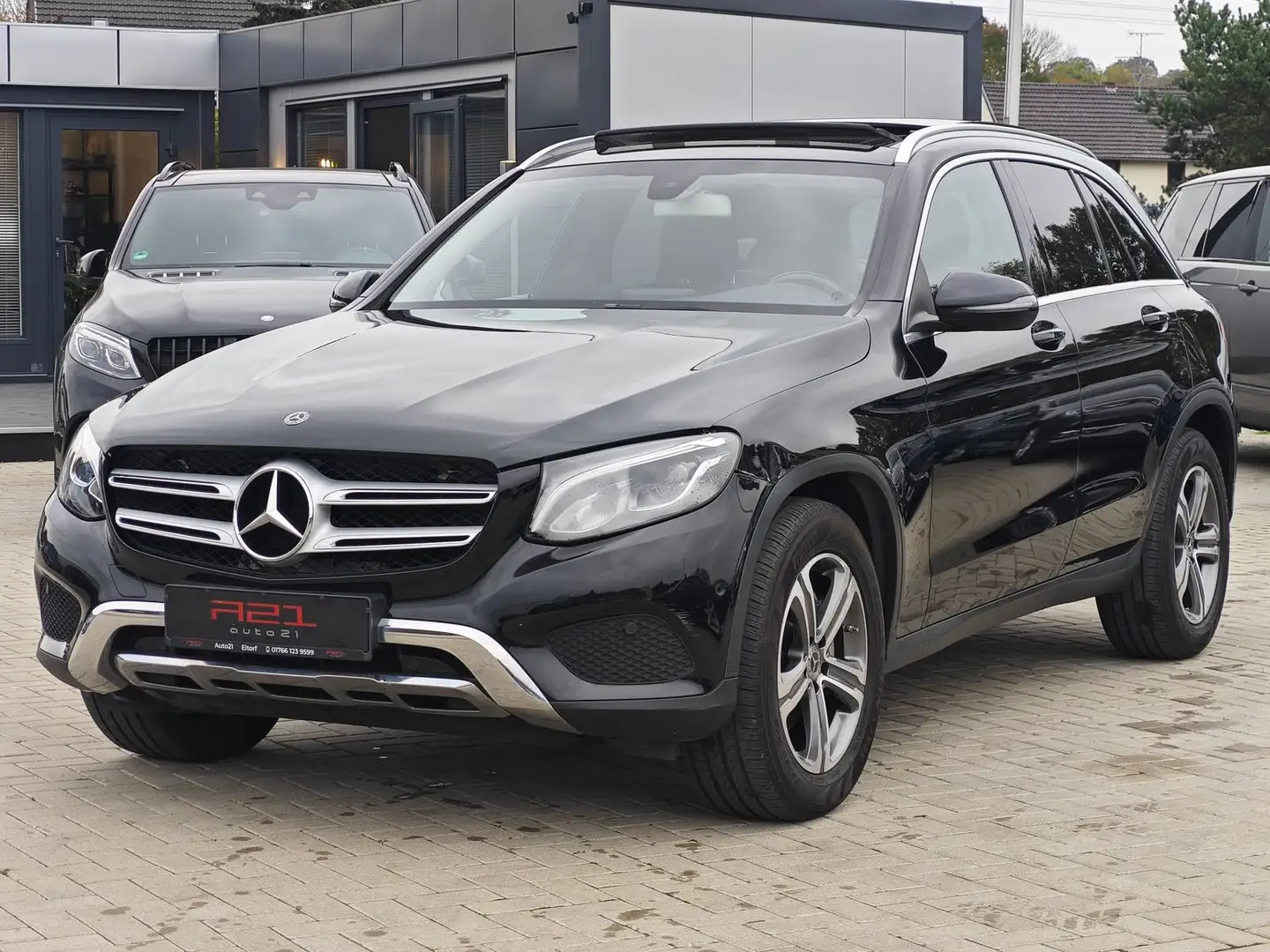 Mercedes-Benz GLC 250 d 4Matic Pano|LED|Off-Road|LED|Navi|SHZ Negro - 1