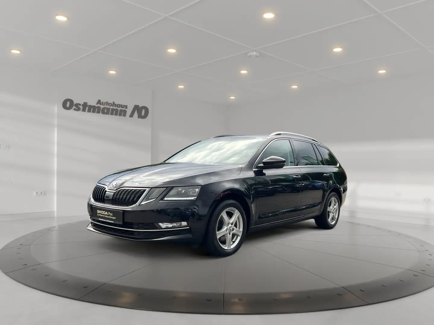 Skoda Octavia Combi Style 110kw TSI *DSG*PDC*AHK*RFK* Schwarz - 2