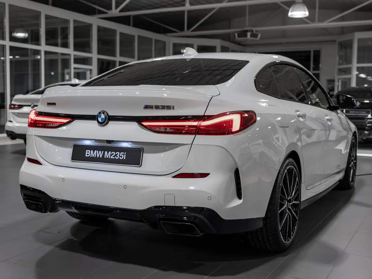 BMW 235 Mi Gran Coupe xDrive PANO LED HUD ACC NAVI Blanco - 2