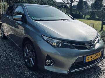 1,8 Hybrid 136 pk CVT