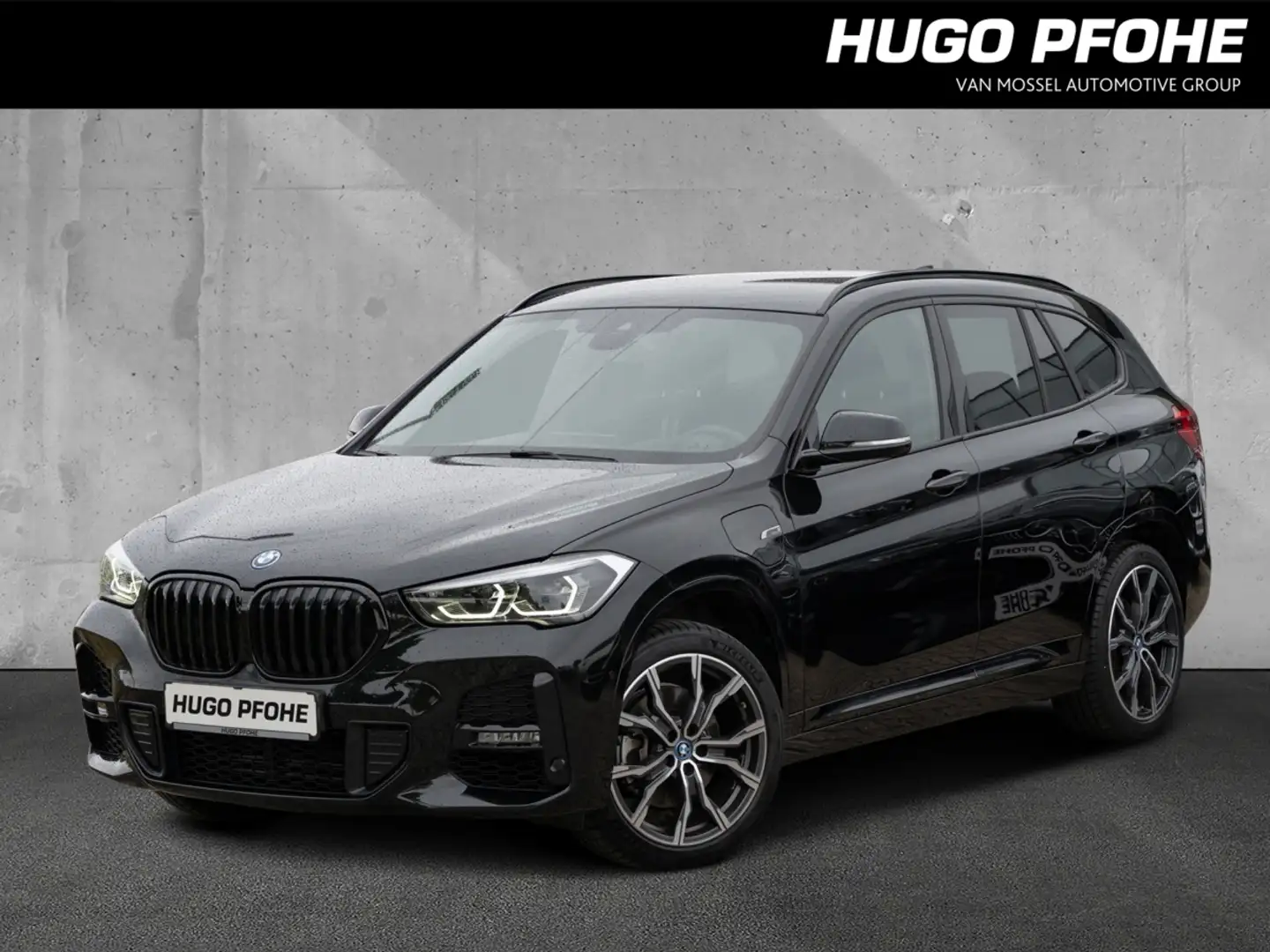 BMW X1 xDrive25e xDrive M Sport LED Navi ACC ParkAss AHK Zwart - 1