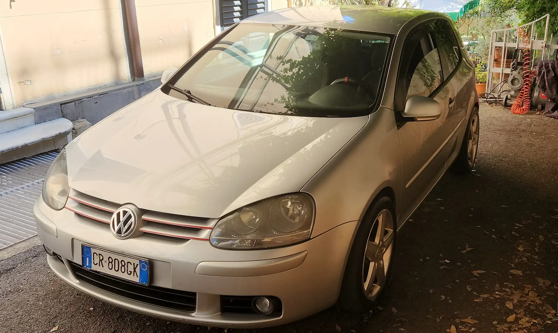 Volkswagen Golf 3p 2.0 tdi Sportline - 1
