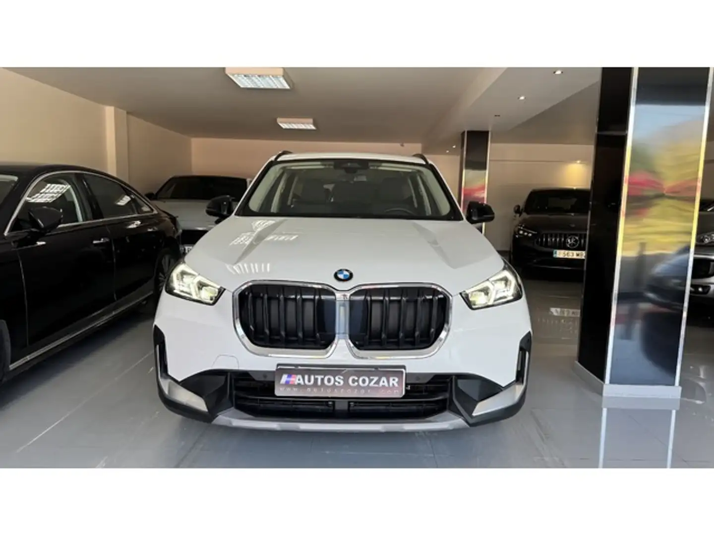 BMW X1 sDrive 18iA Blanco - 2