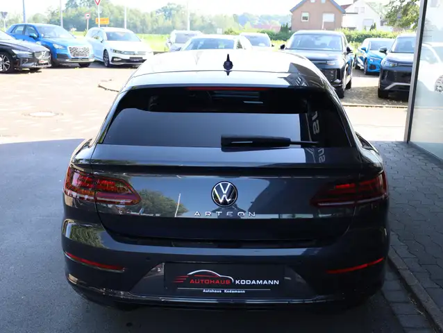 Volkswagen Arteon view 8