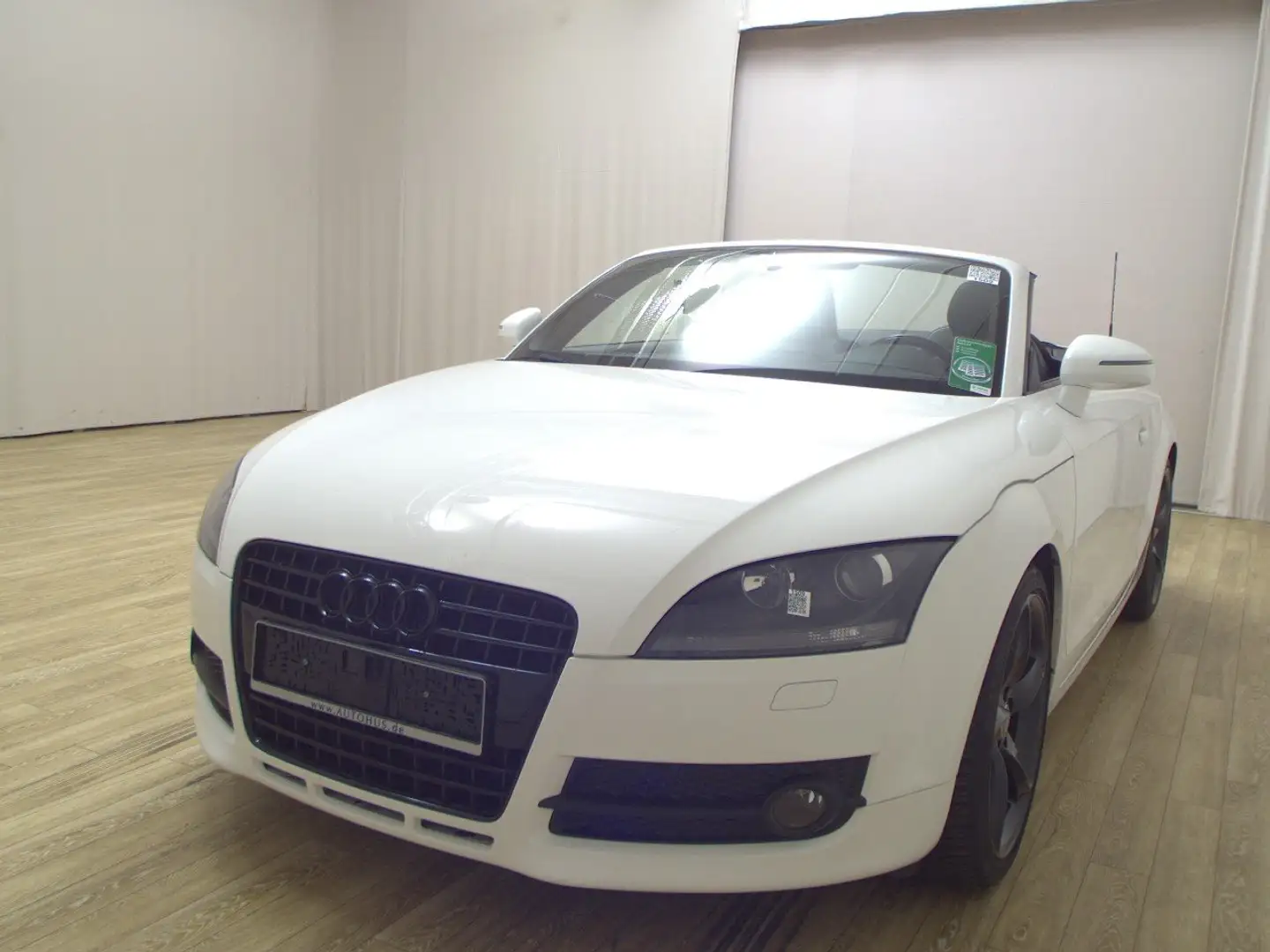 Audi TT 2.0 TFSI Roadster Leder BOSE Shz PDC Weiß - 2