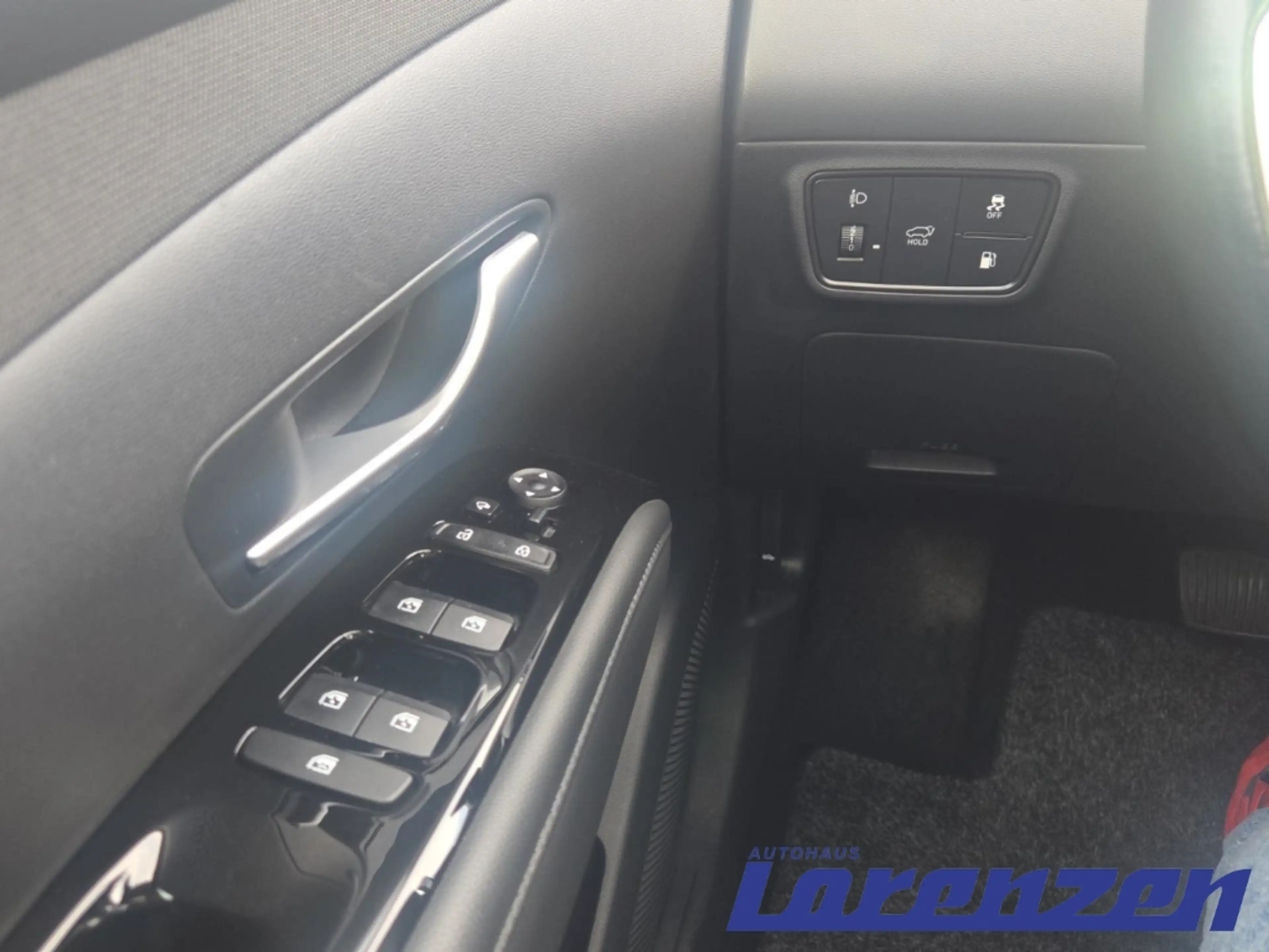 Hyundai TUCSON Prime Plug-In Hybrid 1.6 T-GDi 6-AT 4WD El. Panoda — photo 17
