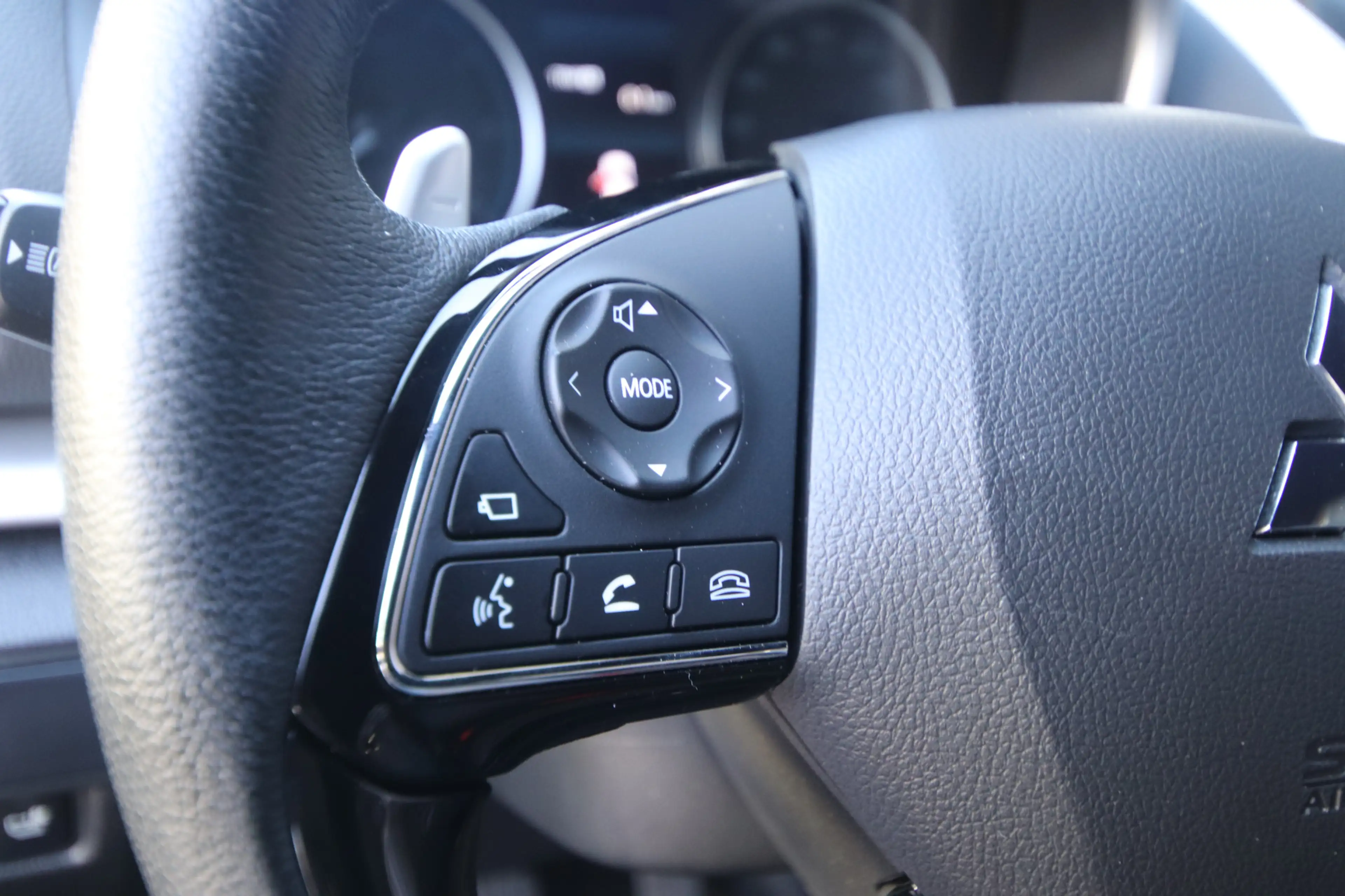 Mitsubishi Eclipse Cross 2.4 PHEV Executive Trekhaak, Adaptive Cruise, New — photo 25